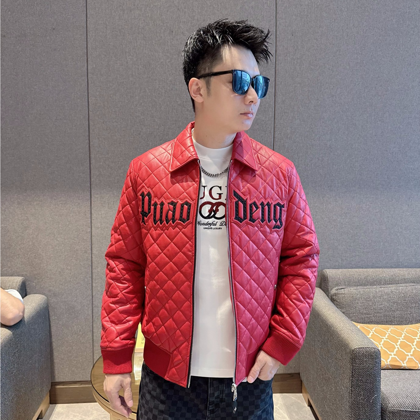 2025男士菱格纹短款收口袖秋冬皮夹克羽绒服休闲重工压花外套冬季