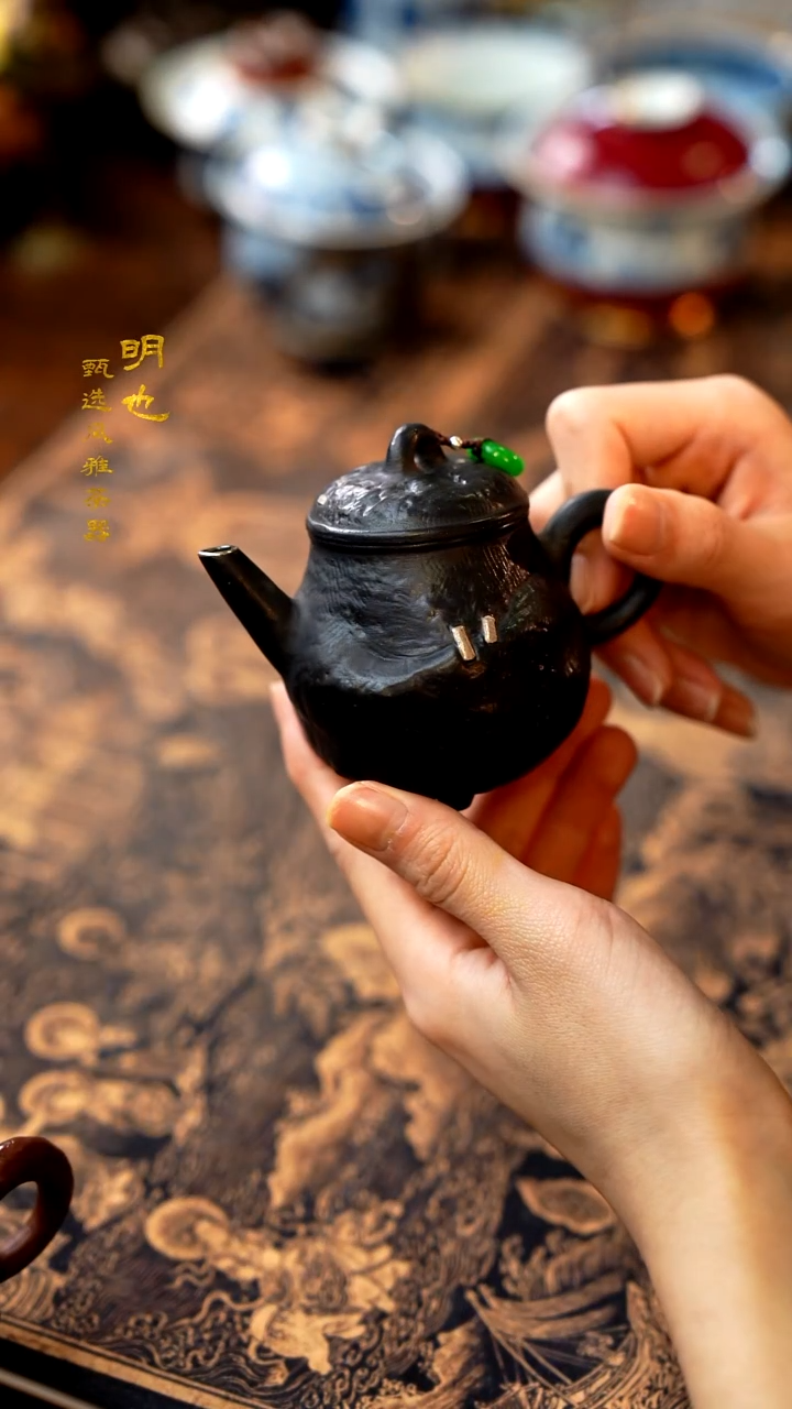 【闪购商品】1明也茶器/ 茶壶一个