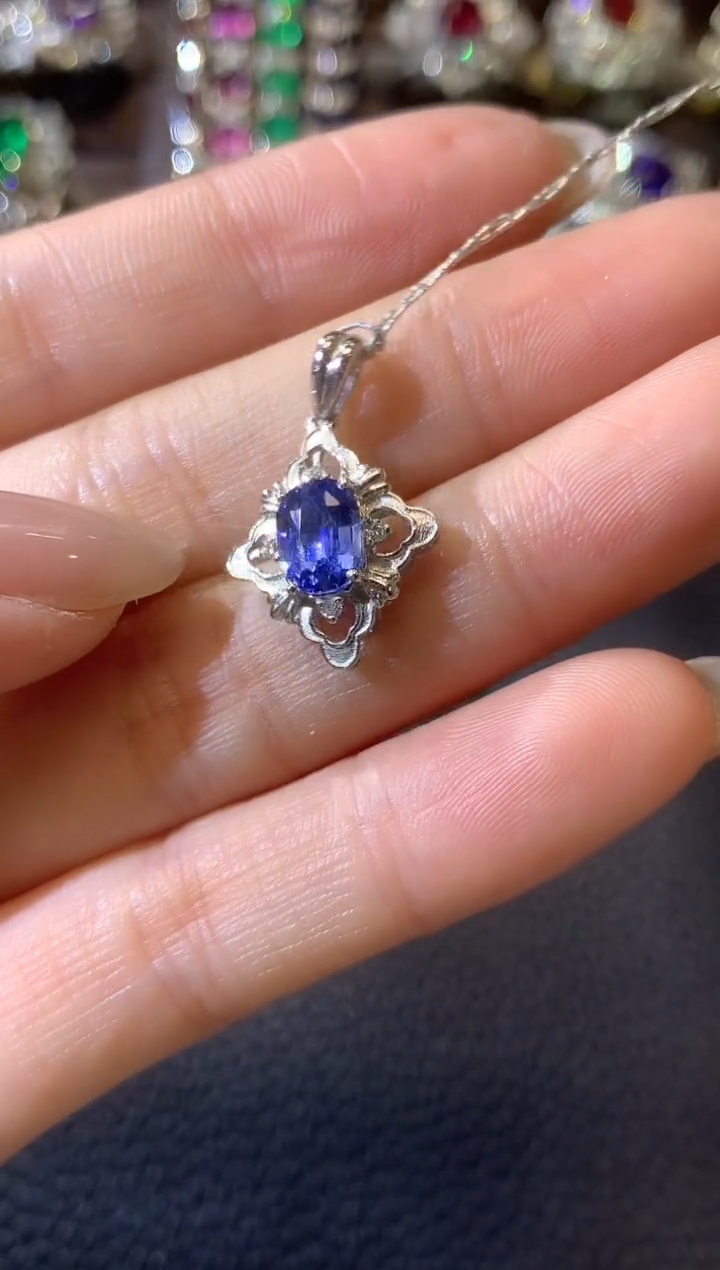 【闪购商品】蓝宝石吊坠18K金镶嵌C27
