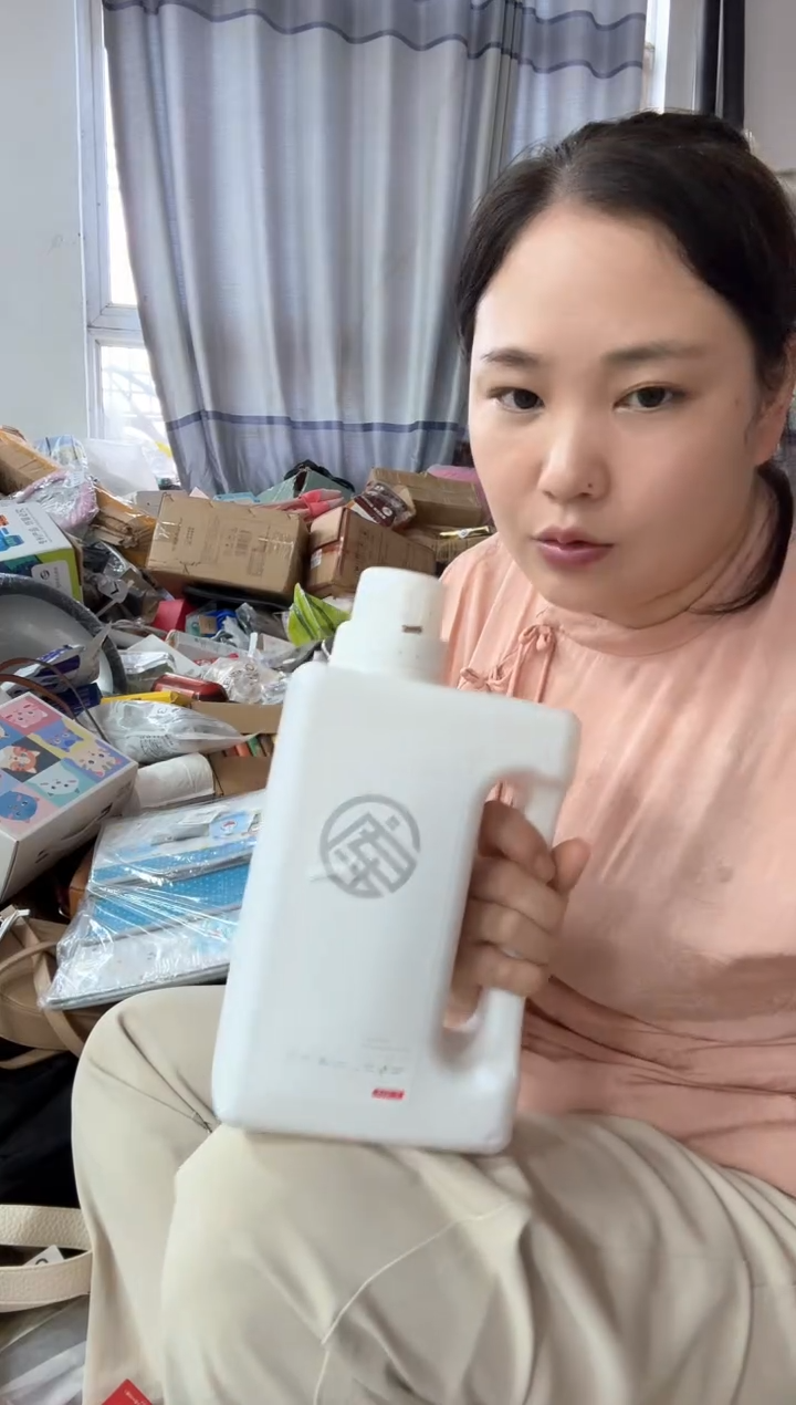 牦牛剖层皮革时尚洋气百搭女包腋下包发图片款