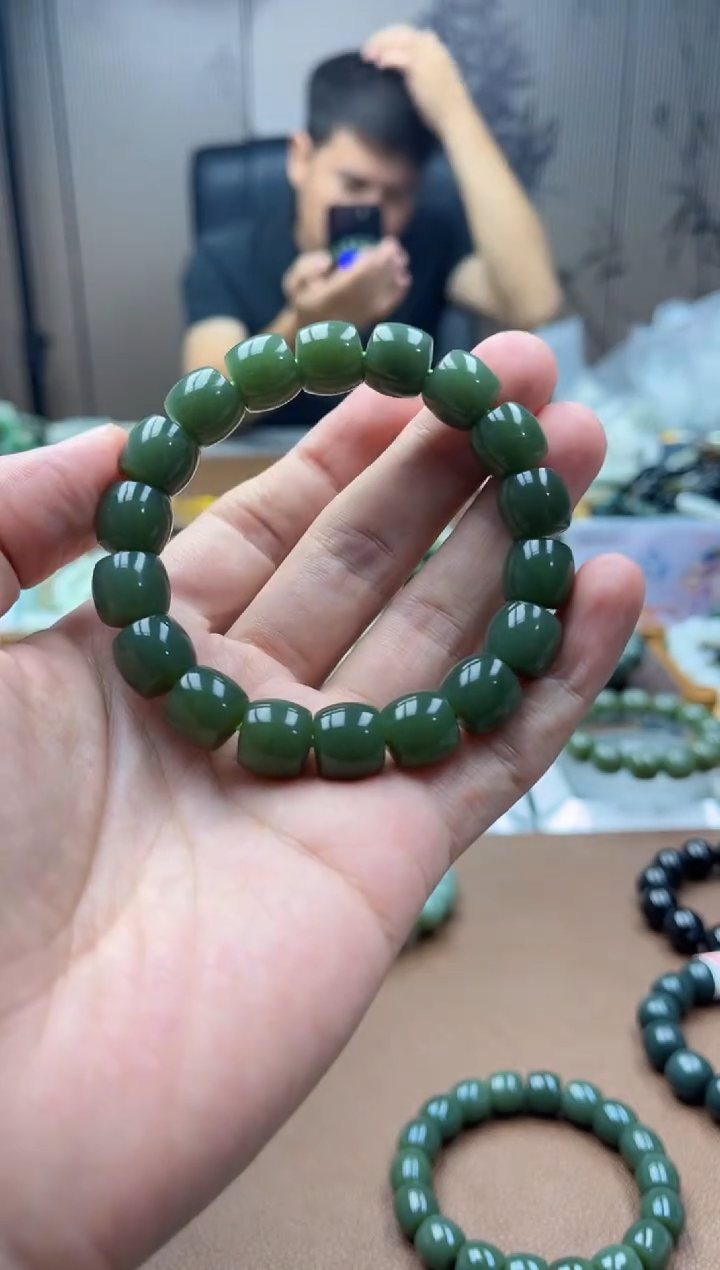 未镶嵌手链和田玉新疆若羌青黄口12直切