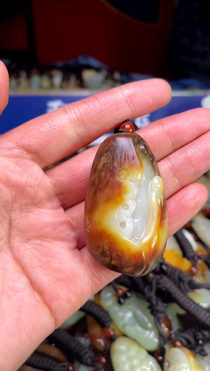 【闪购商品】和田玉颈饰未镶嵌1