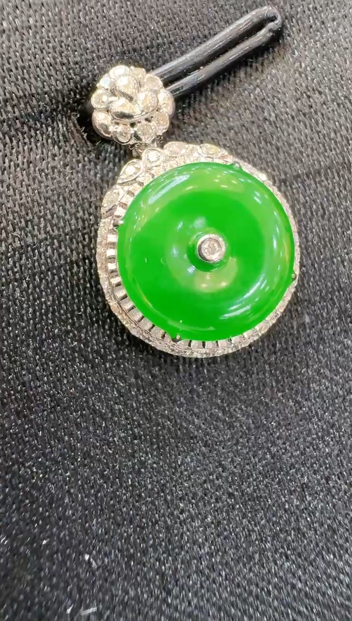 【闪购商品】翡翠吊坠(不含链)18K金镶嵌多样性团购发一件