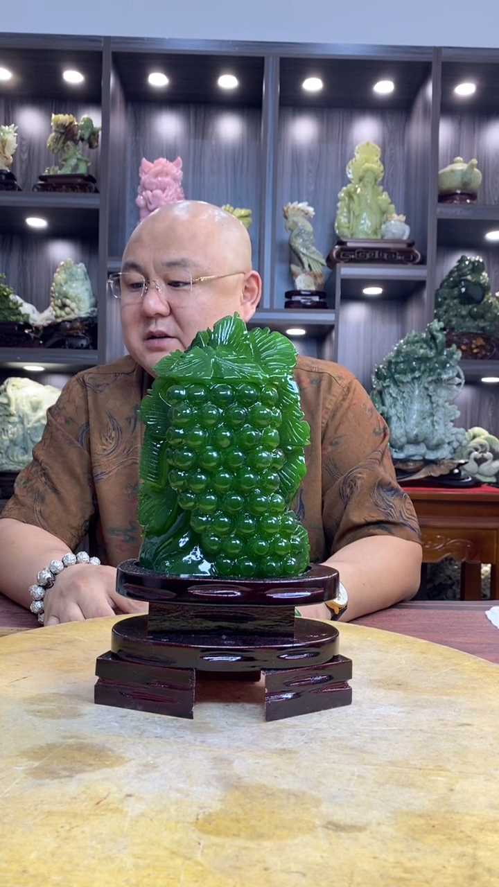 玉偶*玉岫岩料手工雕刻摆件居家装饰送礼一物一图