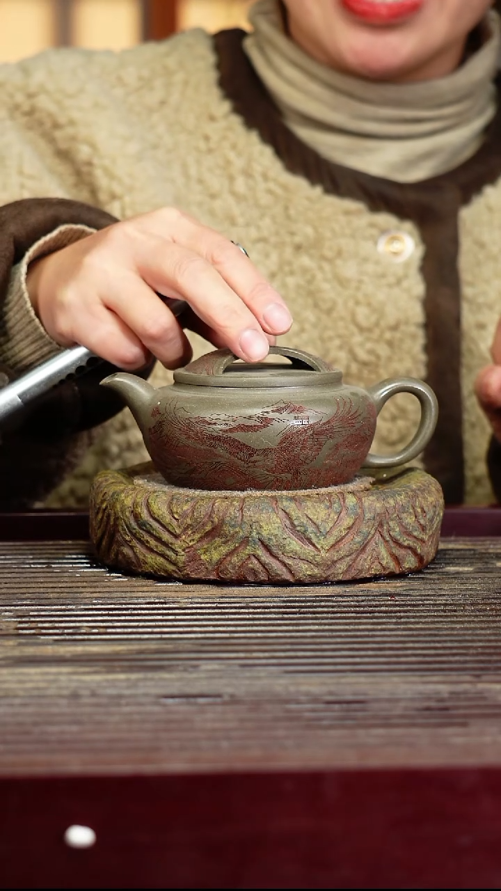 宜兴原矿紫砂壶茶壶宜兴原矿紫砂壶茶壶200C