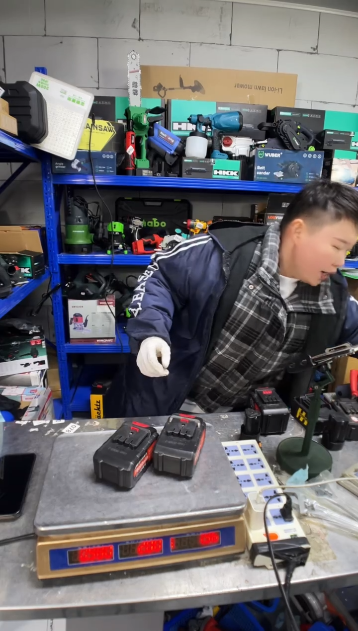 废电池二手听讲解看图片下单 没有运费险085泉友