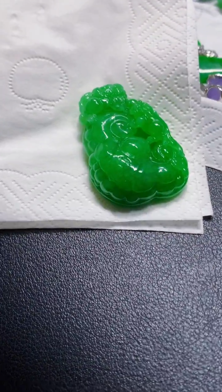 颈饰未镶嵌翡翠木*1如意