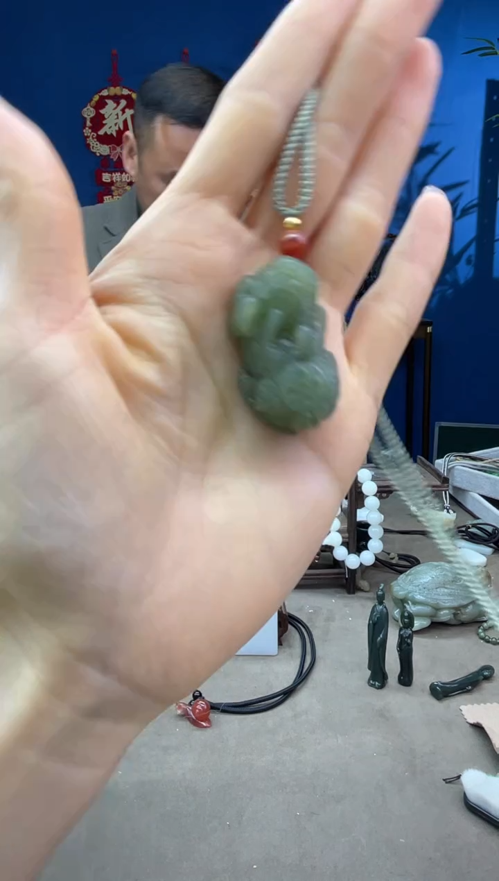 【闪购商品】和田玉未镶嵌颈饰1