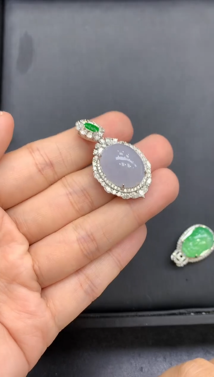 颈饰18K金镶嵌翡翠607-中国好珍宝