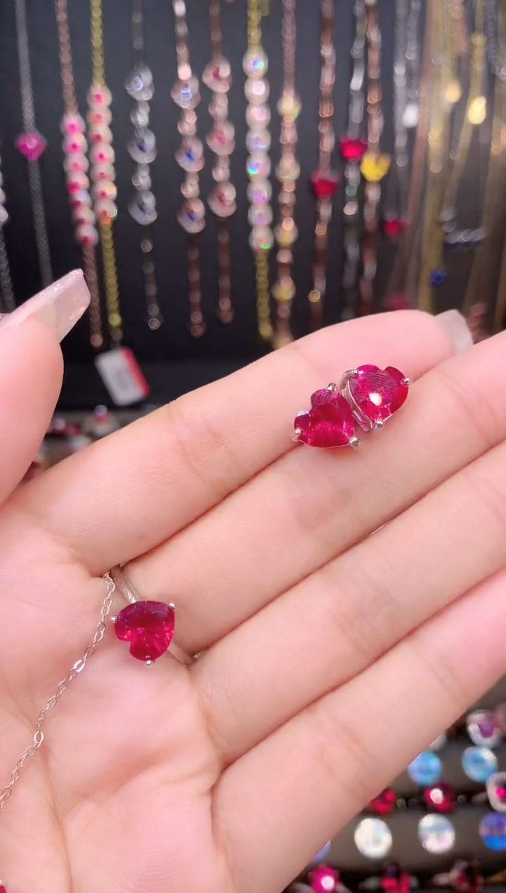 耳饰银S925镶嵌红宝石8银色