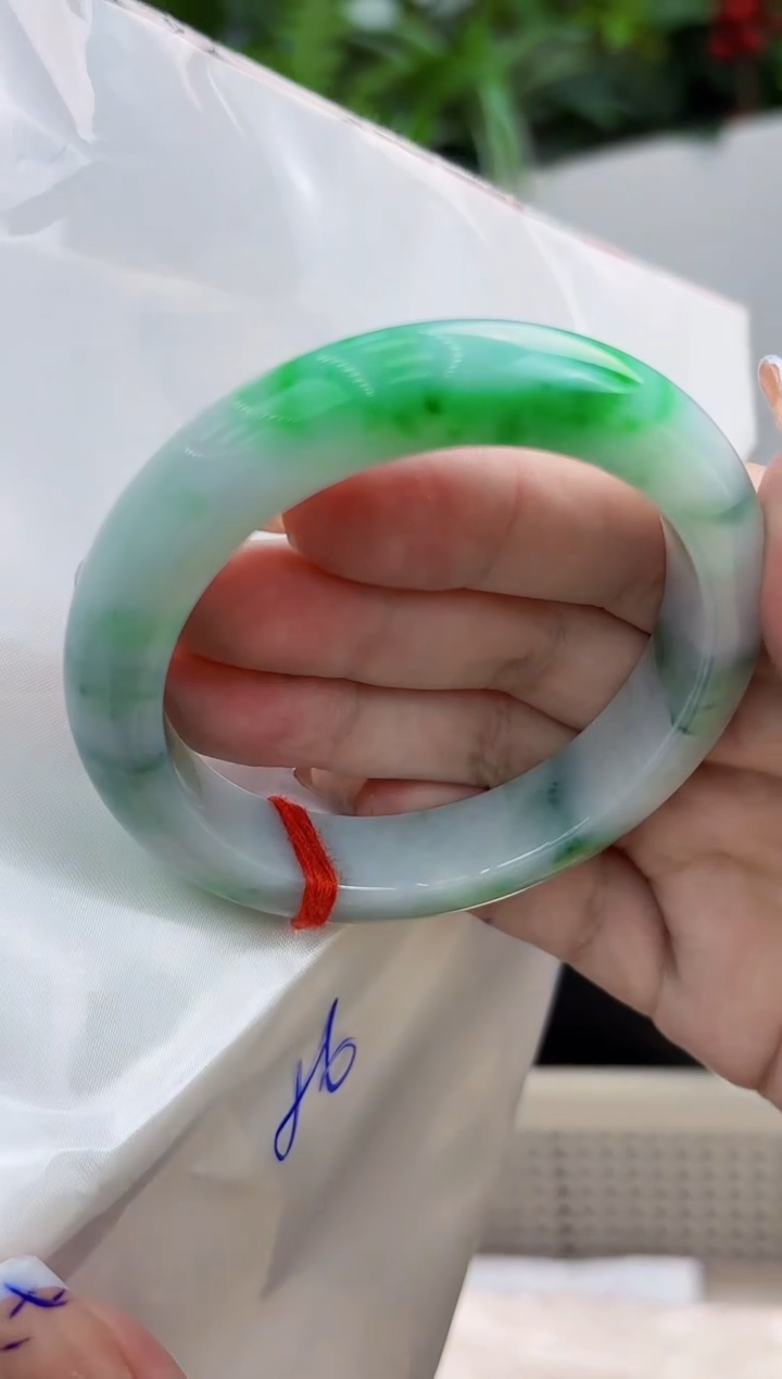 【闪购商品】翡翠手镯未镶嵌翡翠手镯