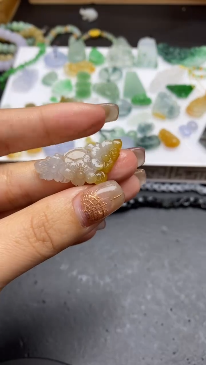 【闪购商品】定制翡翠未镶嵌翡翠毛货~