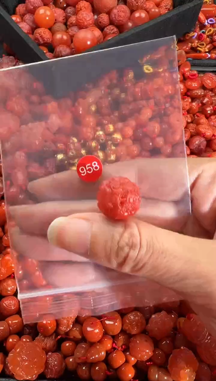 【闪购商品】南红玛瑙颈饰未镶嵌1