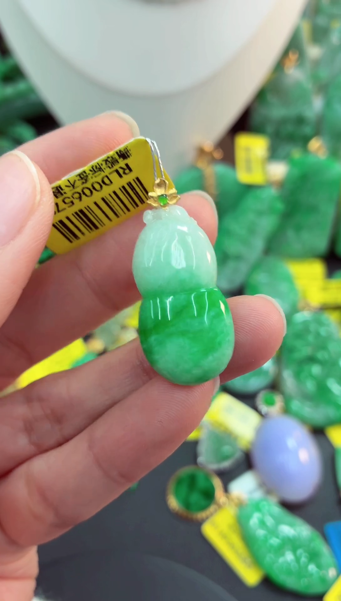 吊坠(不含链)18K金镶嵌翡翠天然缅甸翡翠A货