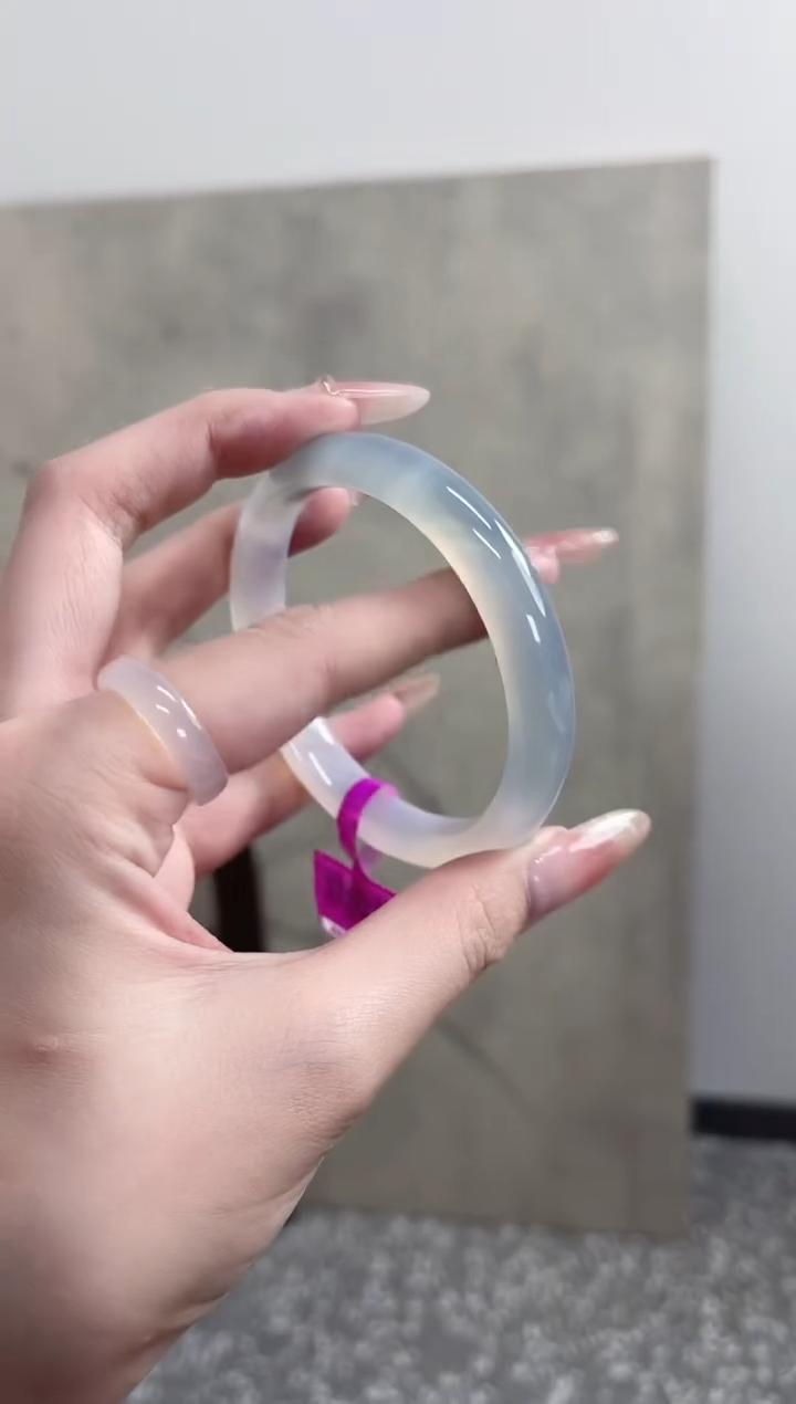 【闪购商品】玛瑙/玉髓手镯未镶嵌58-59圈 需要包容