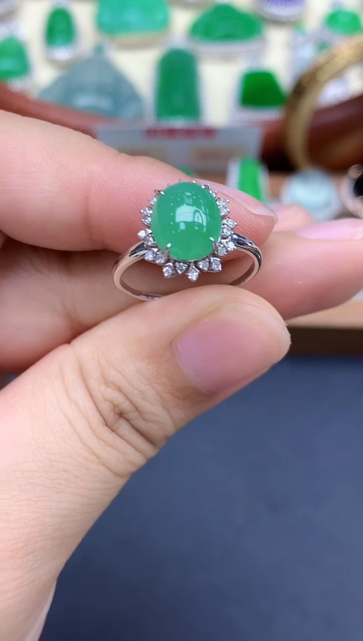 18K金镶嵌戒指翡翠421-中国好珍宝