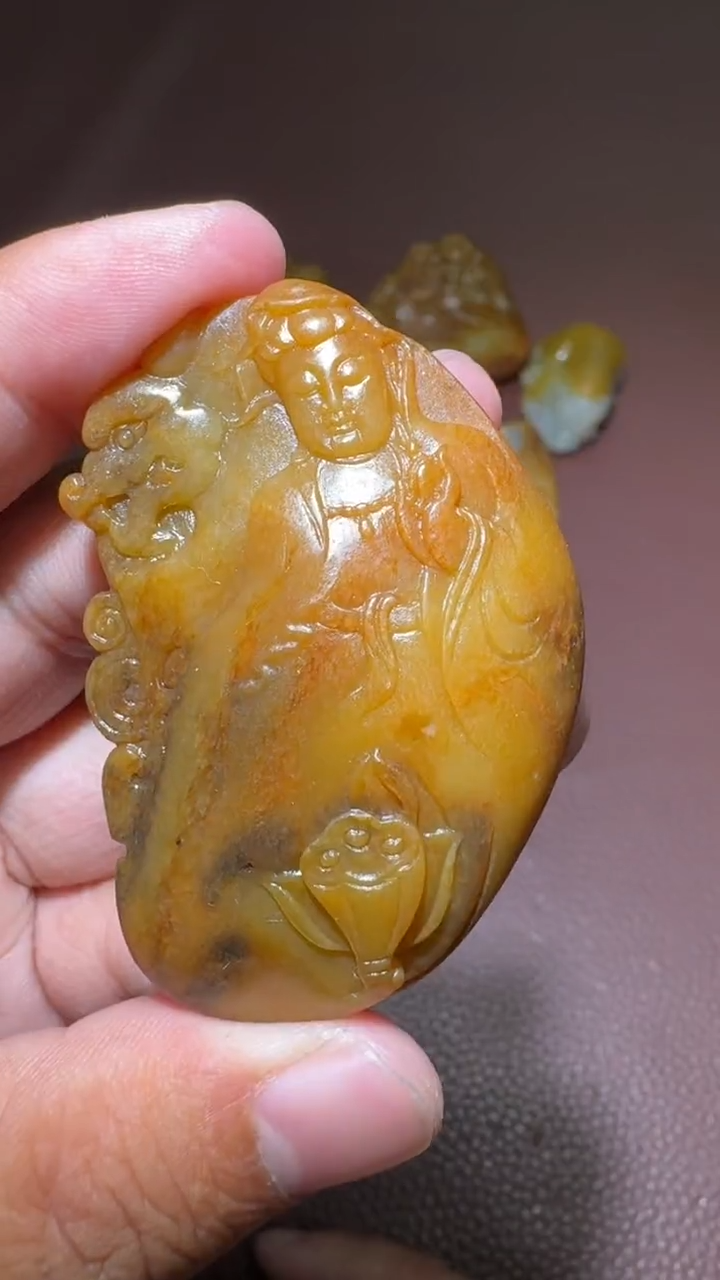 未镶嵌和田玉挂件和田玉