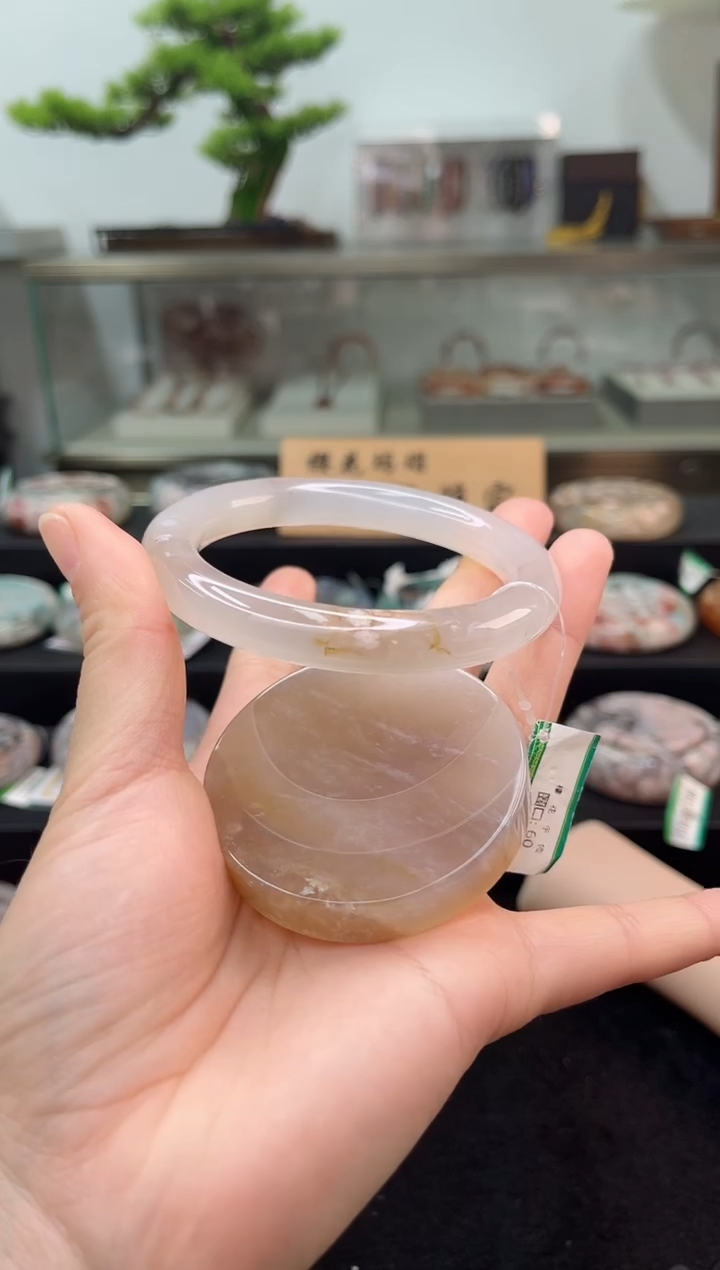 未镶嵌手镯石英质玉60圈口（赠品镯心）3507951