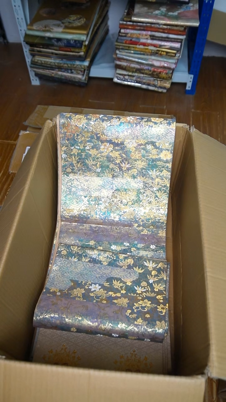 织绣店*二织金草花花卉图