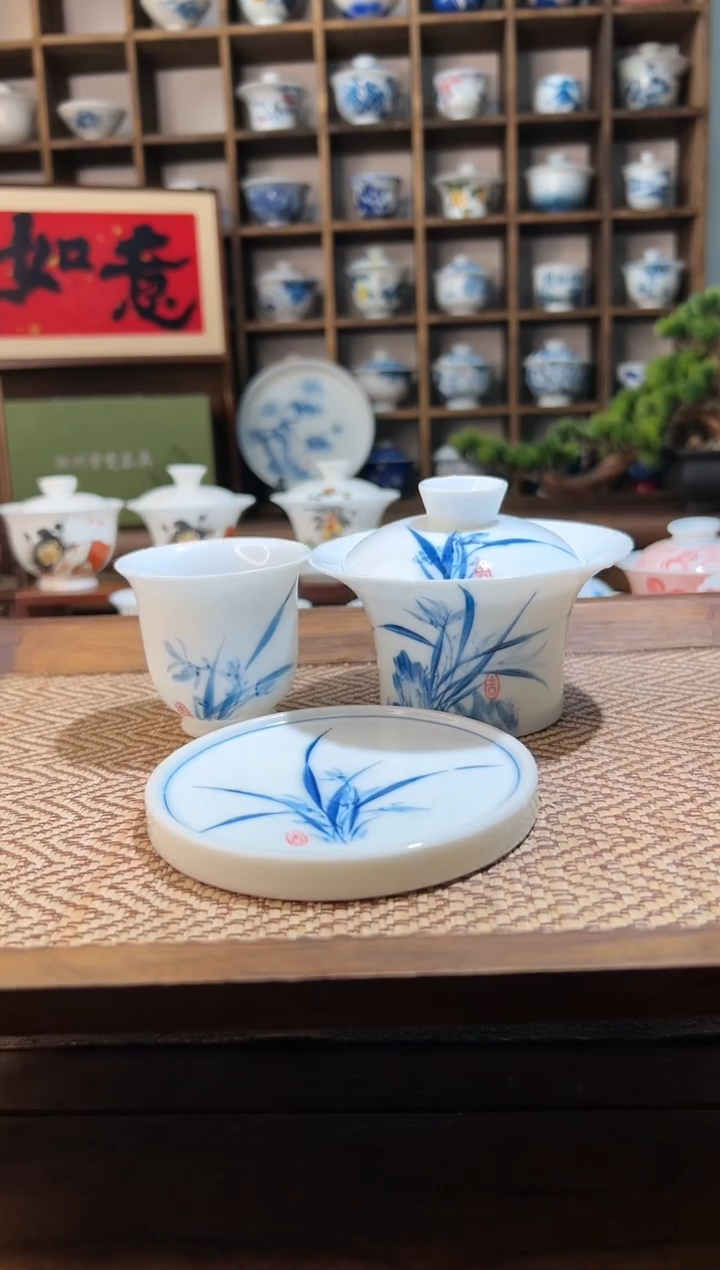 【闪购商品】手绘兰花马蹄盖碗+送杯+送盖置