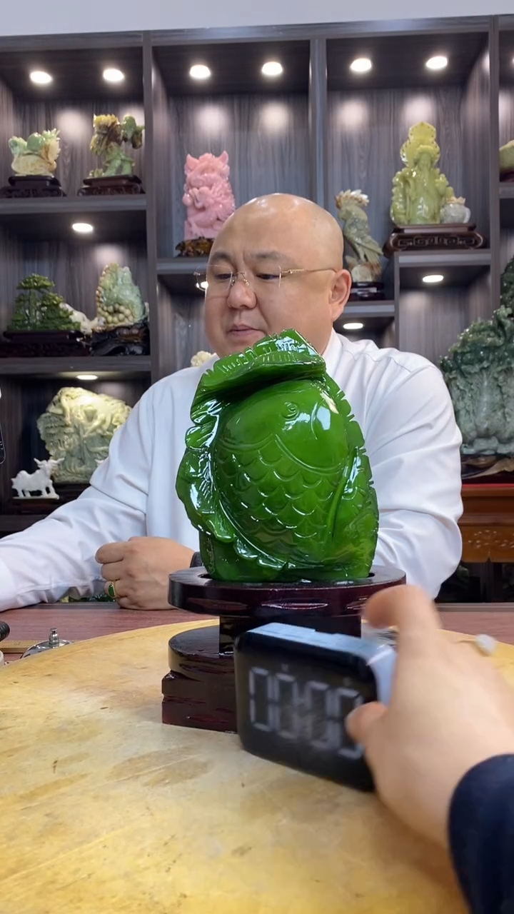 玉九*菊玉岫岩料手工雕刻摆件居家装饰送礼一物一图