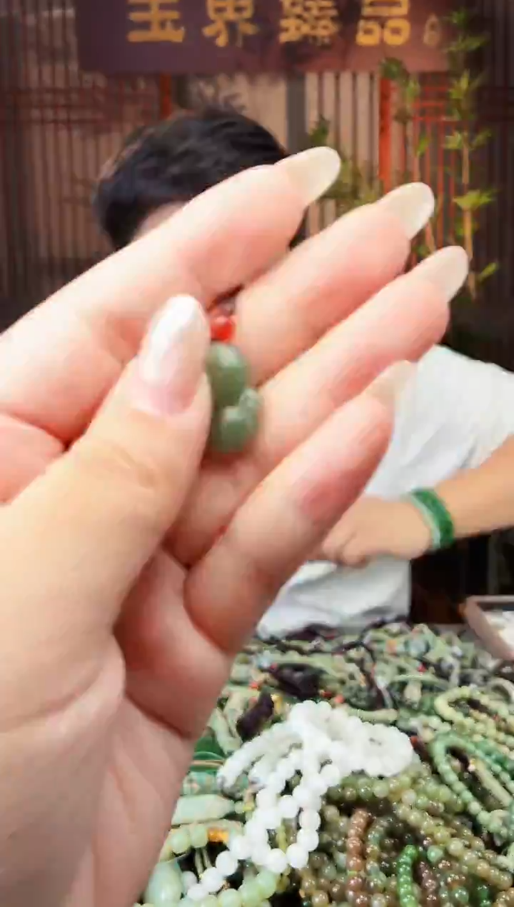 颈饰未镶嵌和田玉多样性发货拍一发一
