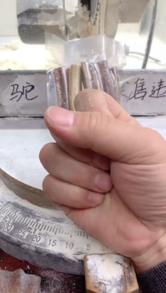 【闪购商品】驼骨把件大炮              