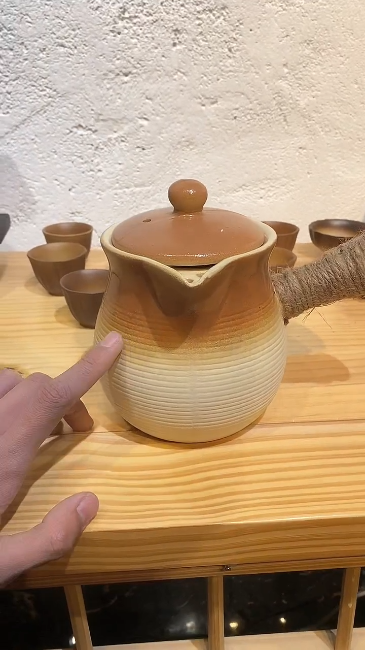 【闪购商品】1000ml美人罐罐壶+陶瓷盖  嘻嘻嘻