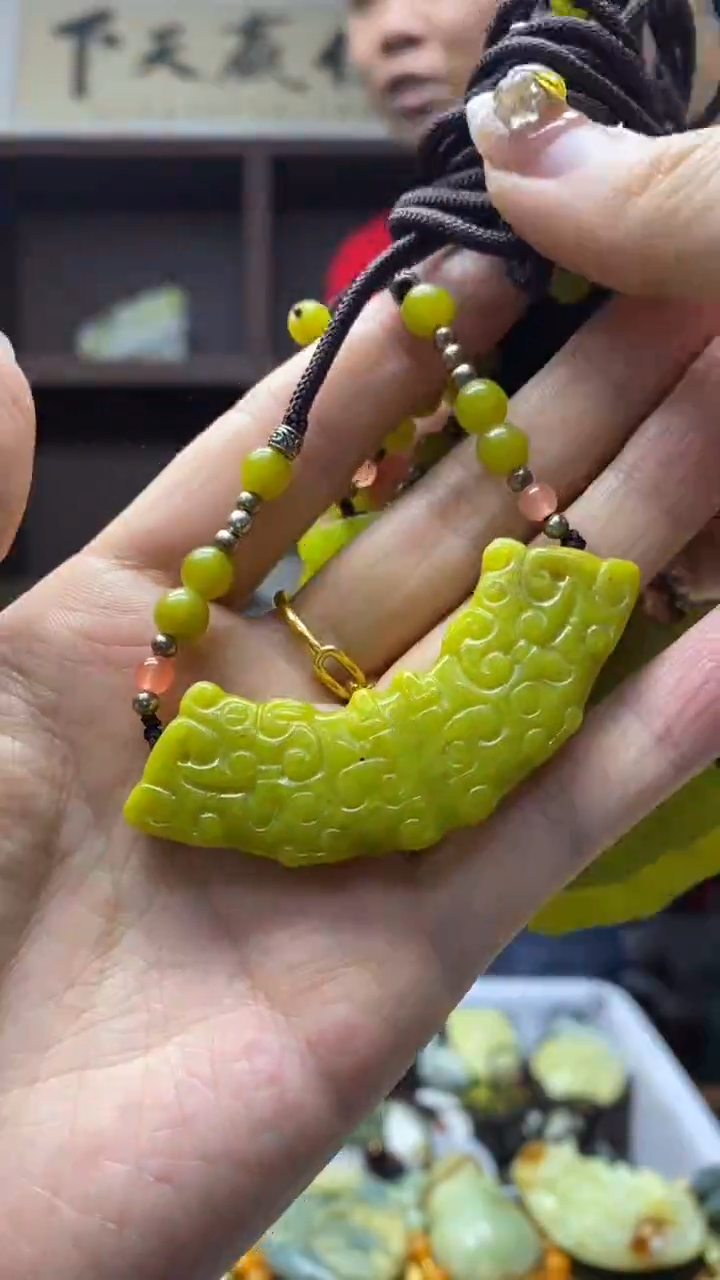 未镶嵌岫玉挂件 多种样品发一单