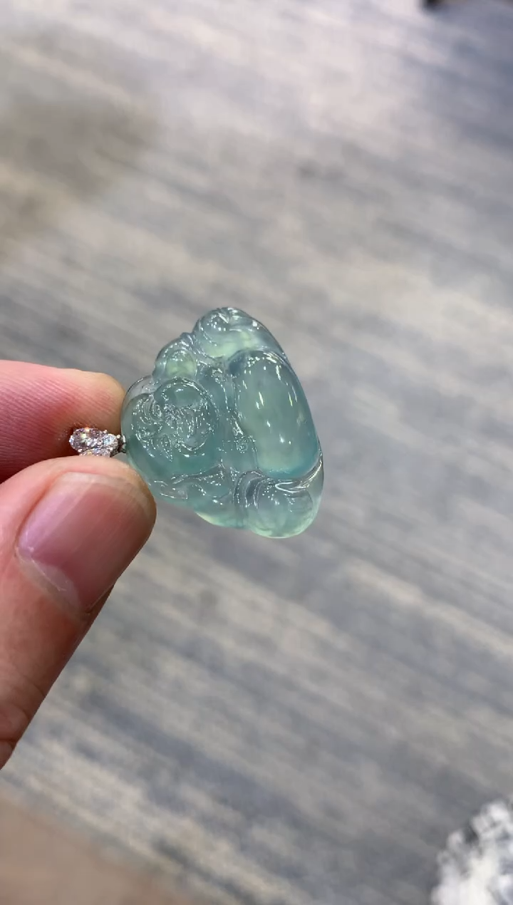 颈饰未镶嵌翡翠天然A货翡翠