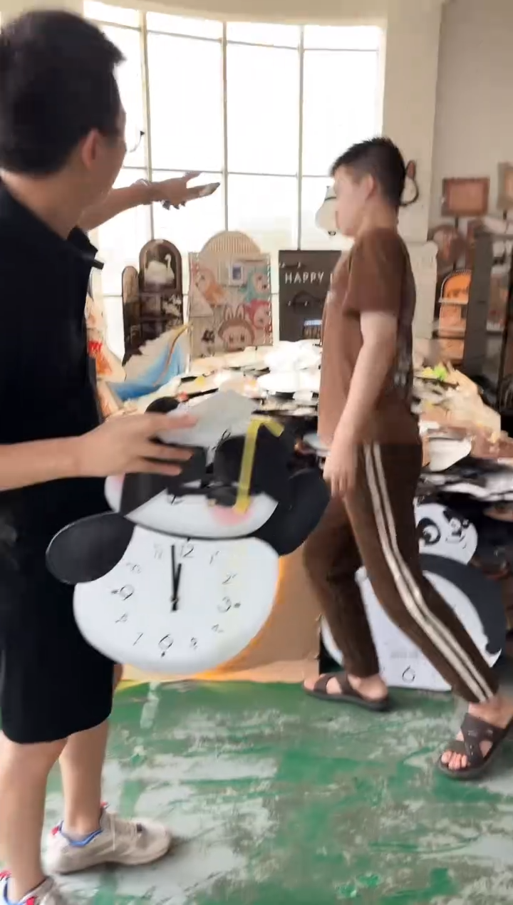 横款孤品果果微瑕闪购U768