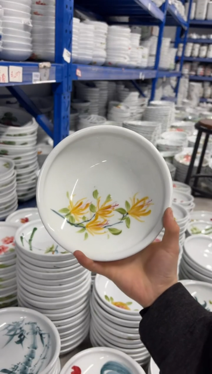 景德镇手绘釉中彩（食品级）月亮盘