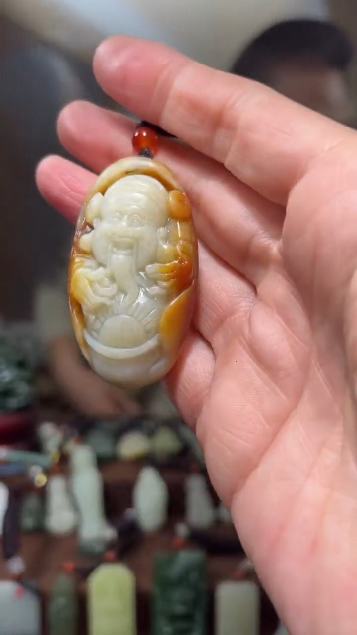 颈饰未镶嵌和田玉`