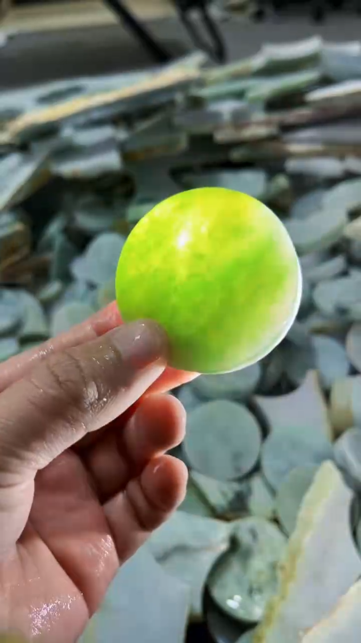 【闪购商品】翡翠挂件未镶嵌A货康壹120