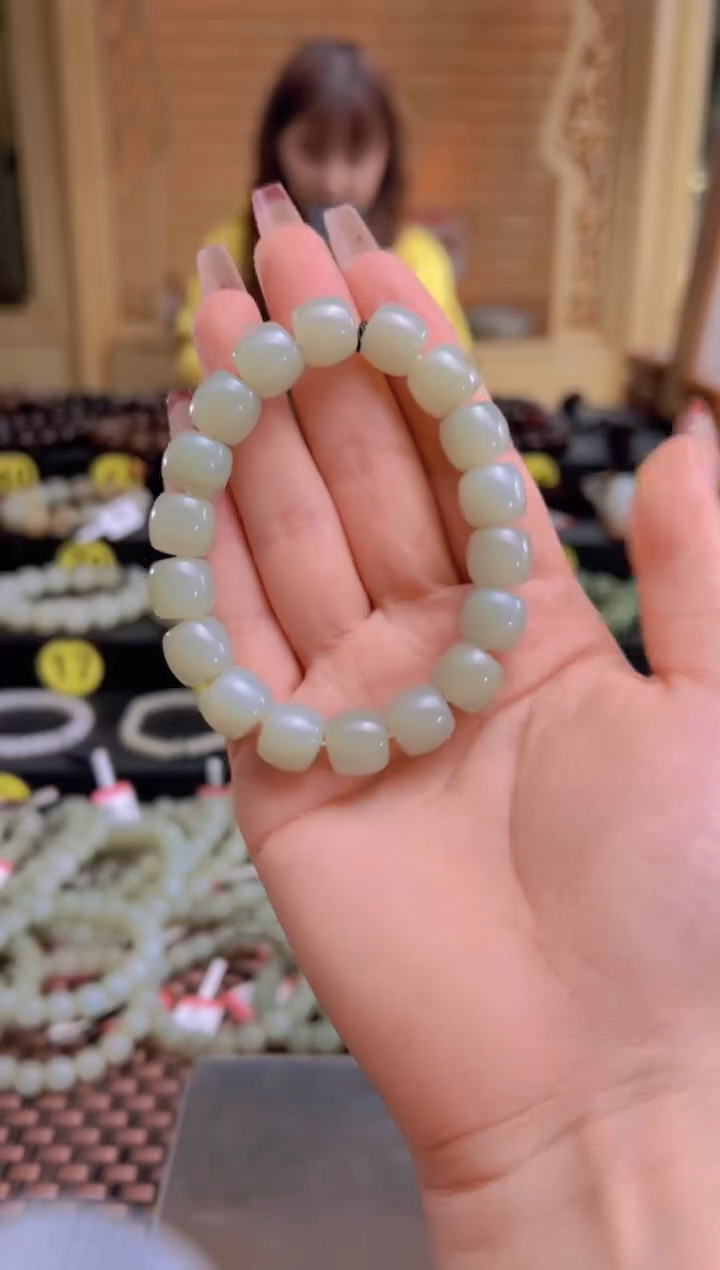 【闪购商品】和田玉手串未镶嵌且末料青白玉直切卡11*12手串