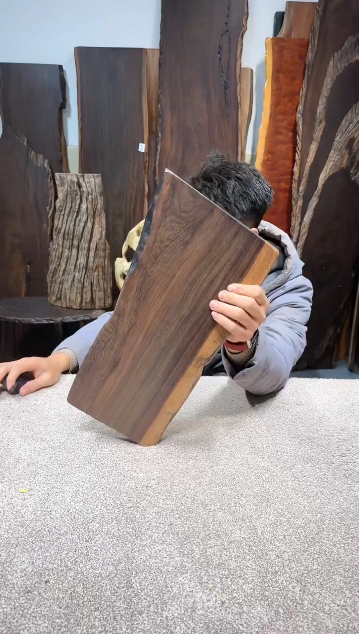 【闪购商品】风车木（黑檀木）编号160