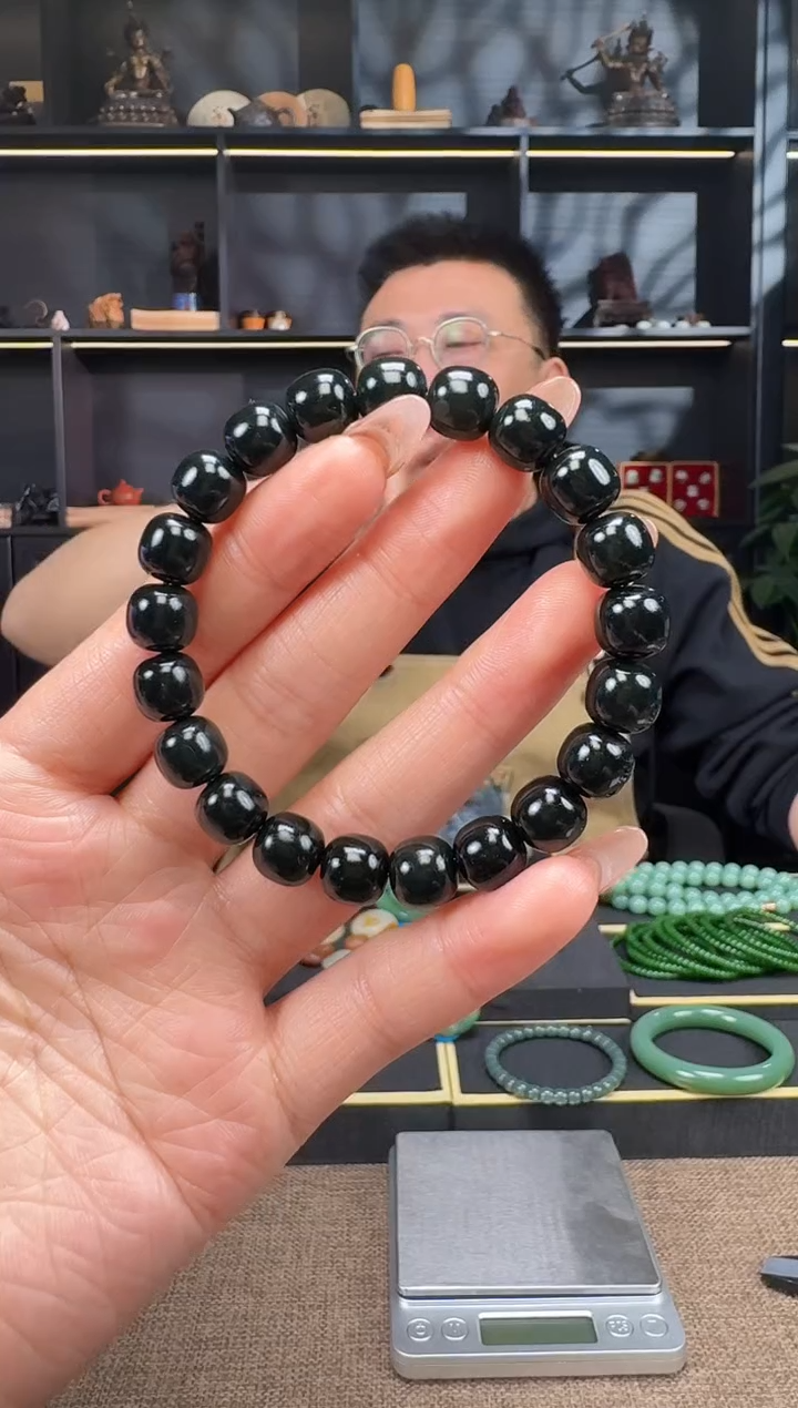 【闪购商品】和田玉1未镶嵌10mm塔青老型手串