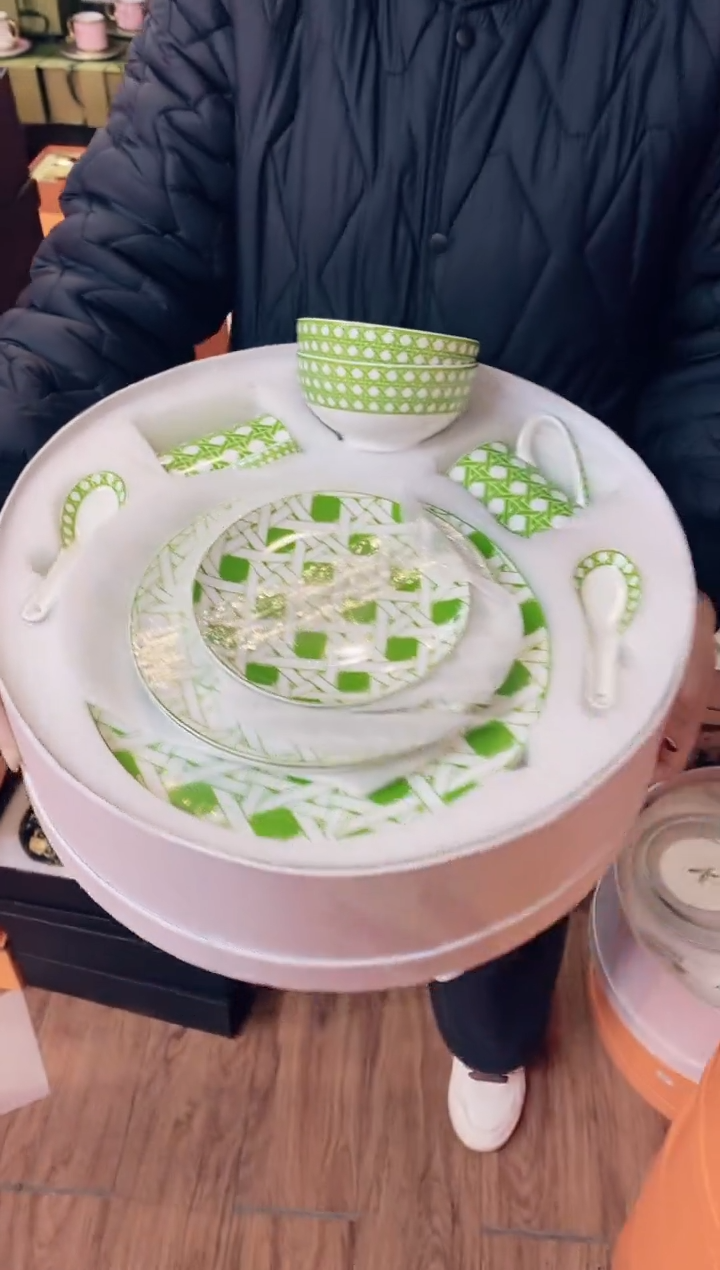 【闪购商品】杯鸿辉家品牌瓷器，京东包邮！