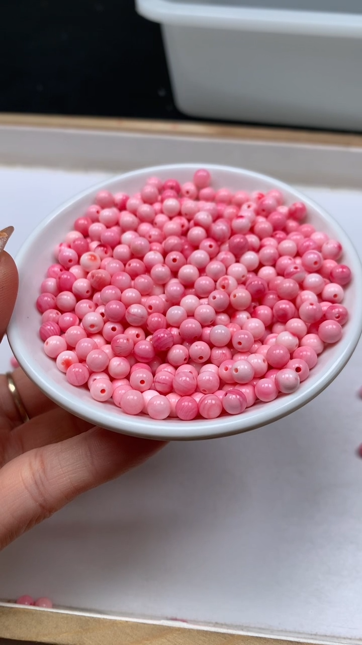 未镶嵌散珠拼合珍珠（马贝珠）E92 女 皇 贝5mm 15个6.8元