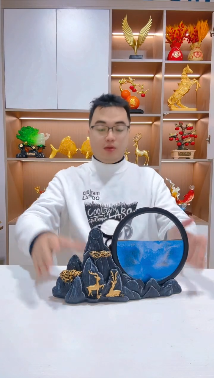 【闪购商品】树脂流沙鹿