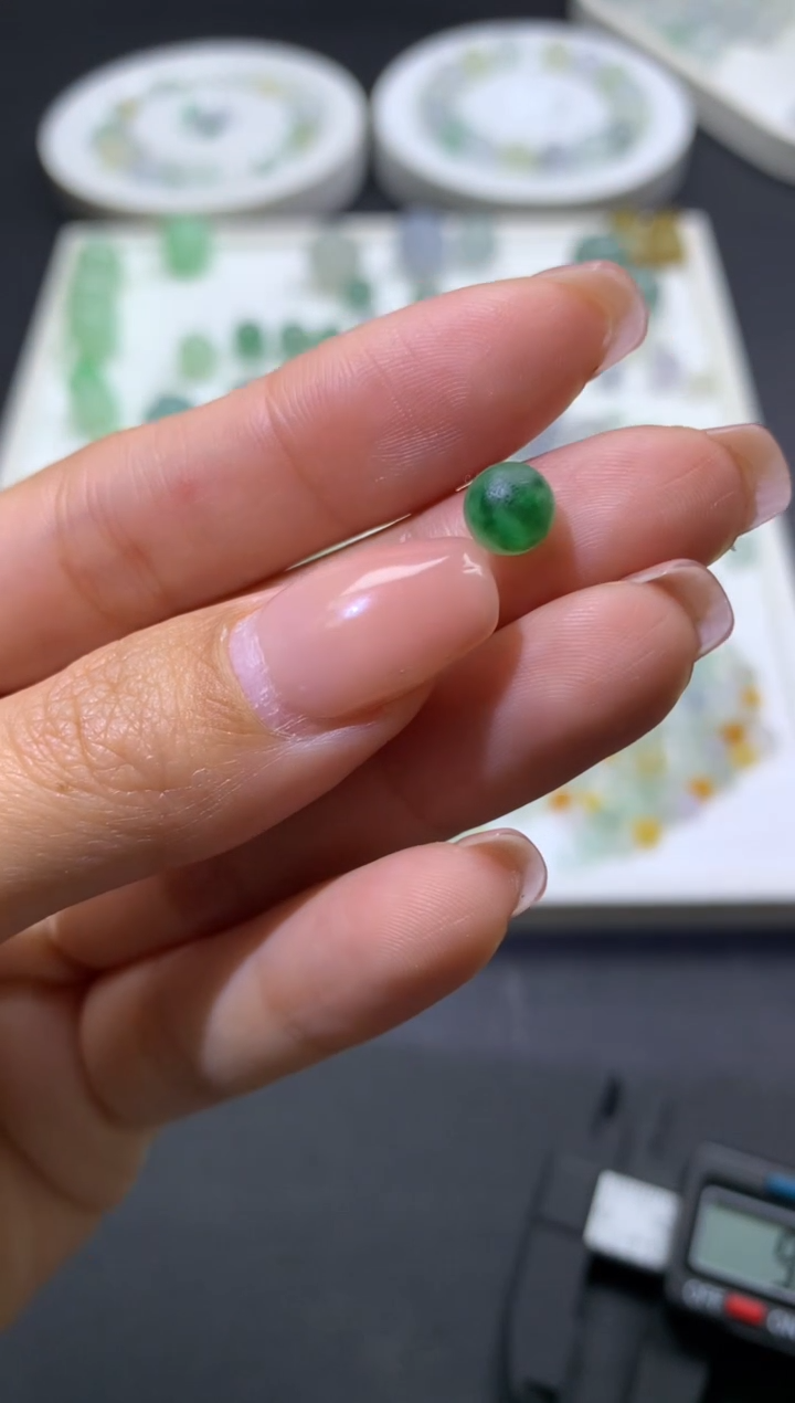 【闪购商品】定制翡翠未镶嵌珠09