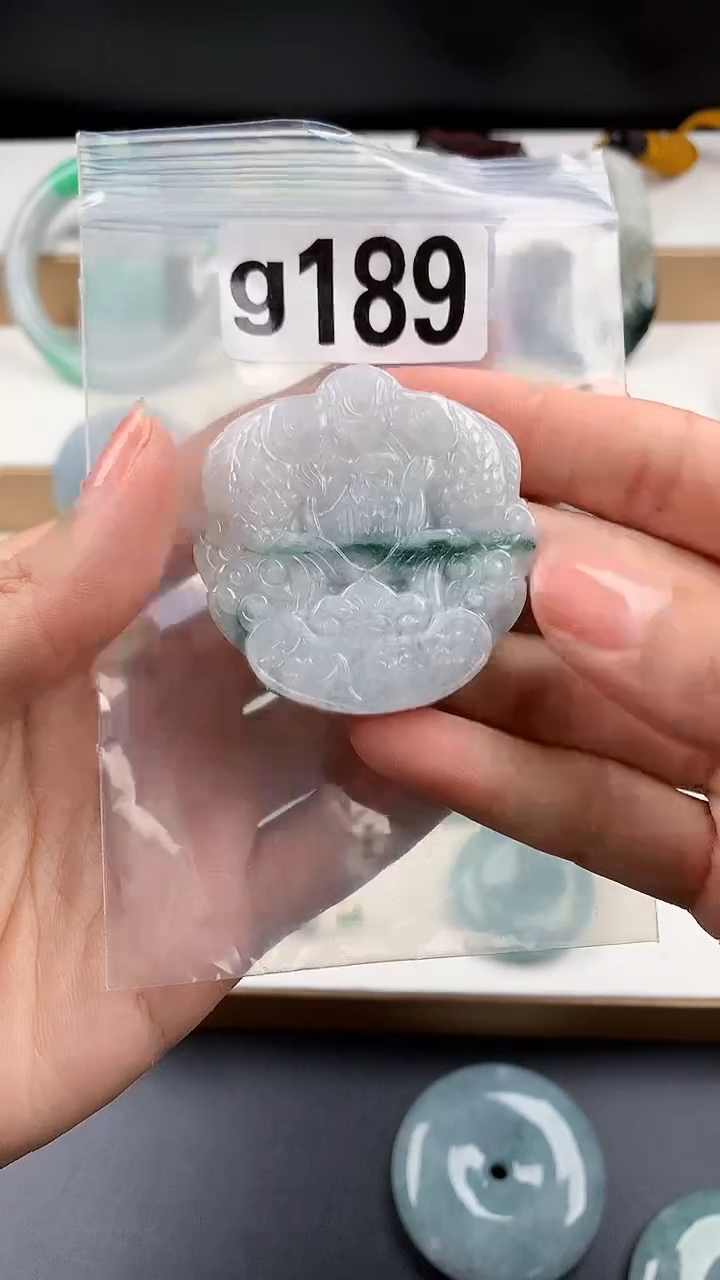 颈饰未镶嵌翡翠天然翡翠吊坠挂件