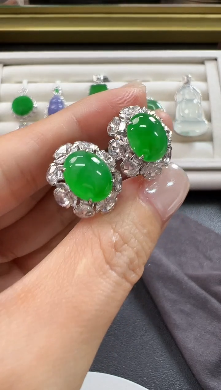 18K金镶嵌翡翠耳饰KXLJ1212-050