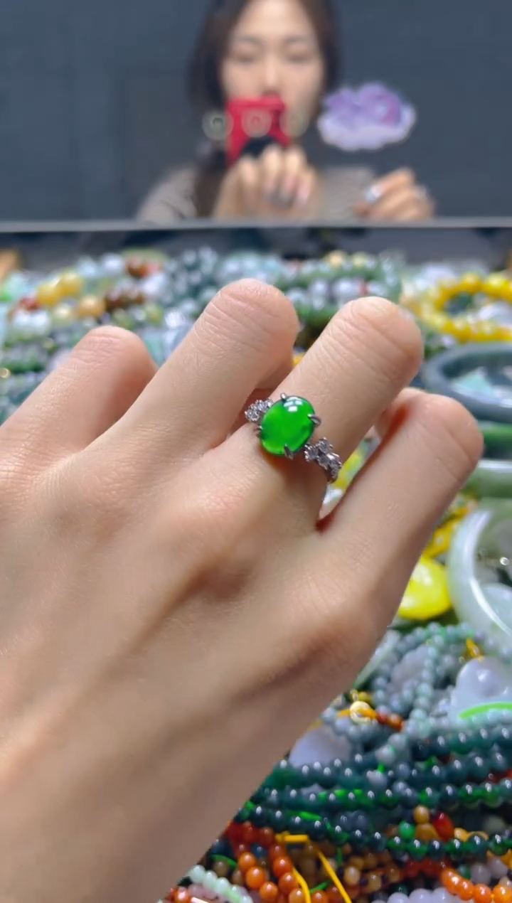 颈饰未镶嵌翡翠/D/翡翠A货，一件也是批发价