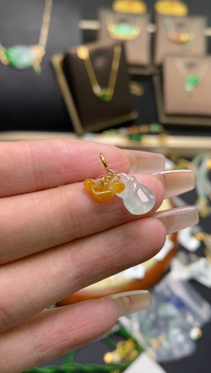 【闪购商品】翡翠颈饰18K金镶嵌净货16041