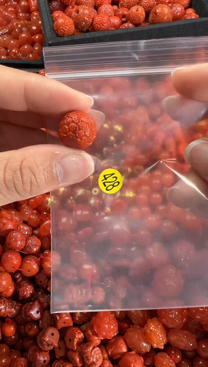 【闪购商品】南红玛瑙颈饰未镶嵌1