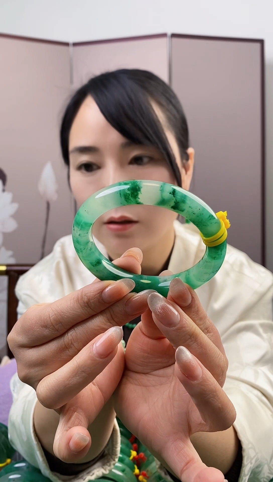 【闪购商品】石英质玉手镯未镶嵌97