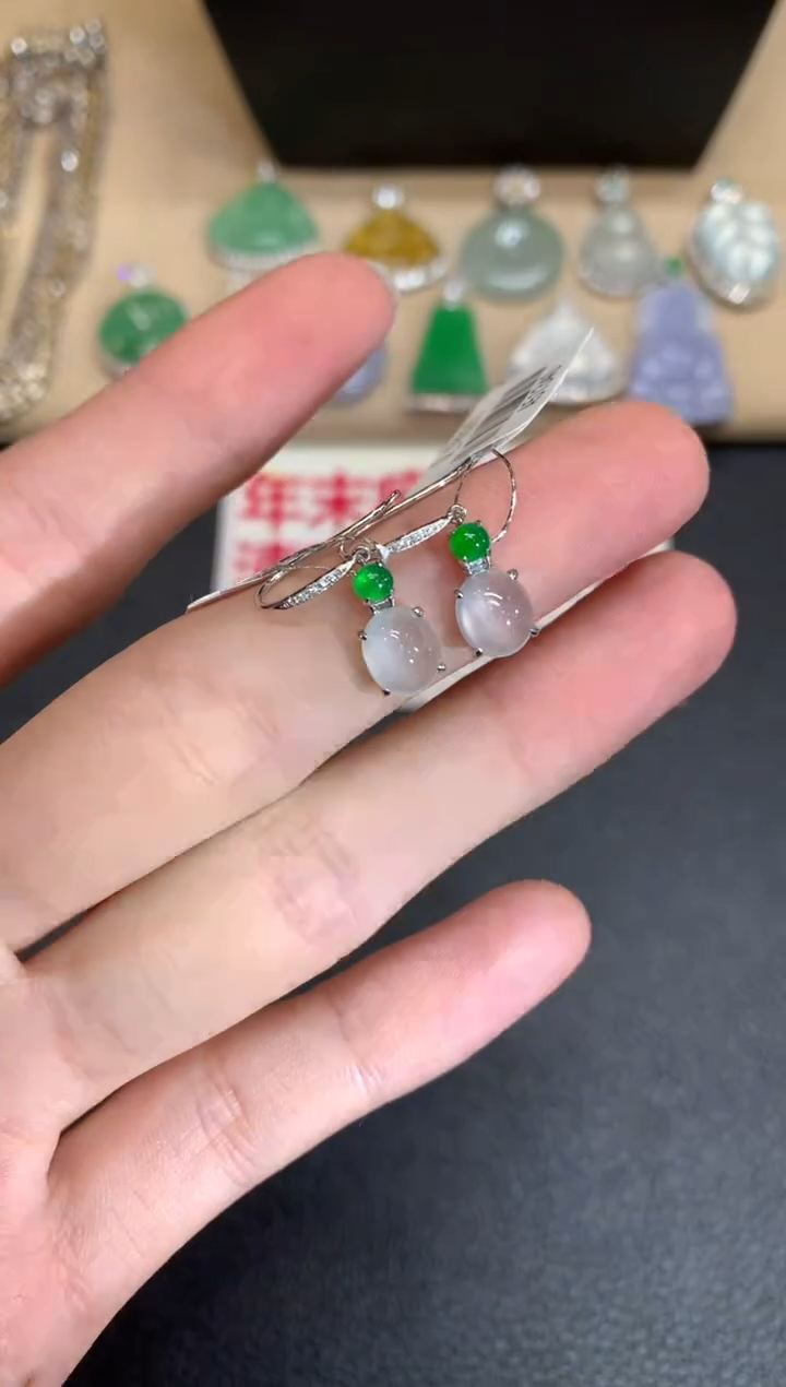 【闪购商品】翡翠耳饰18K金镶嵌蛋面【无服务费】