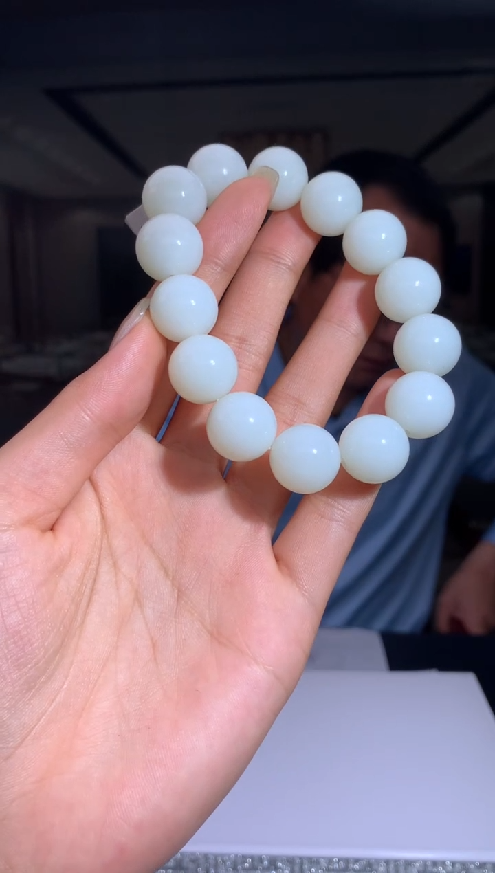 【闪购商品】定制和田玉Boss阳天然和田玉（拍一发一）