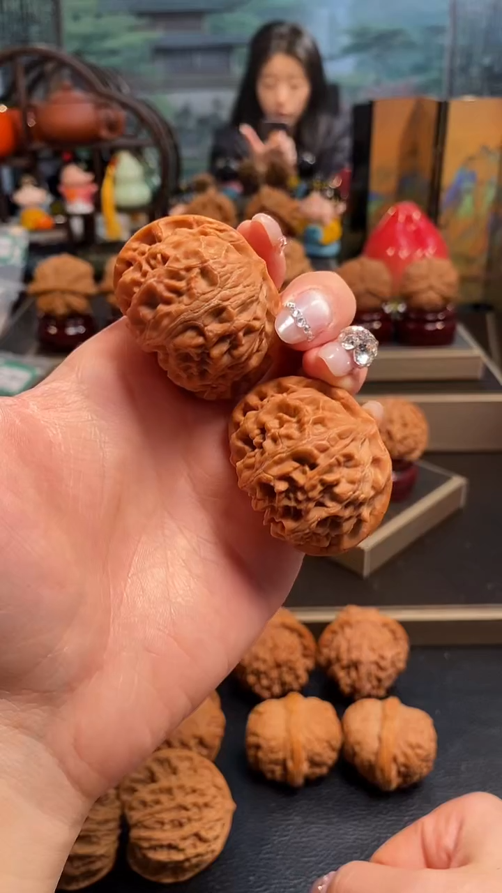 【闪购商品】文玩核桃把件H613宫灯43